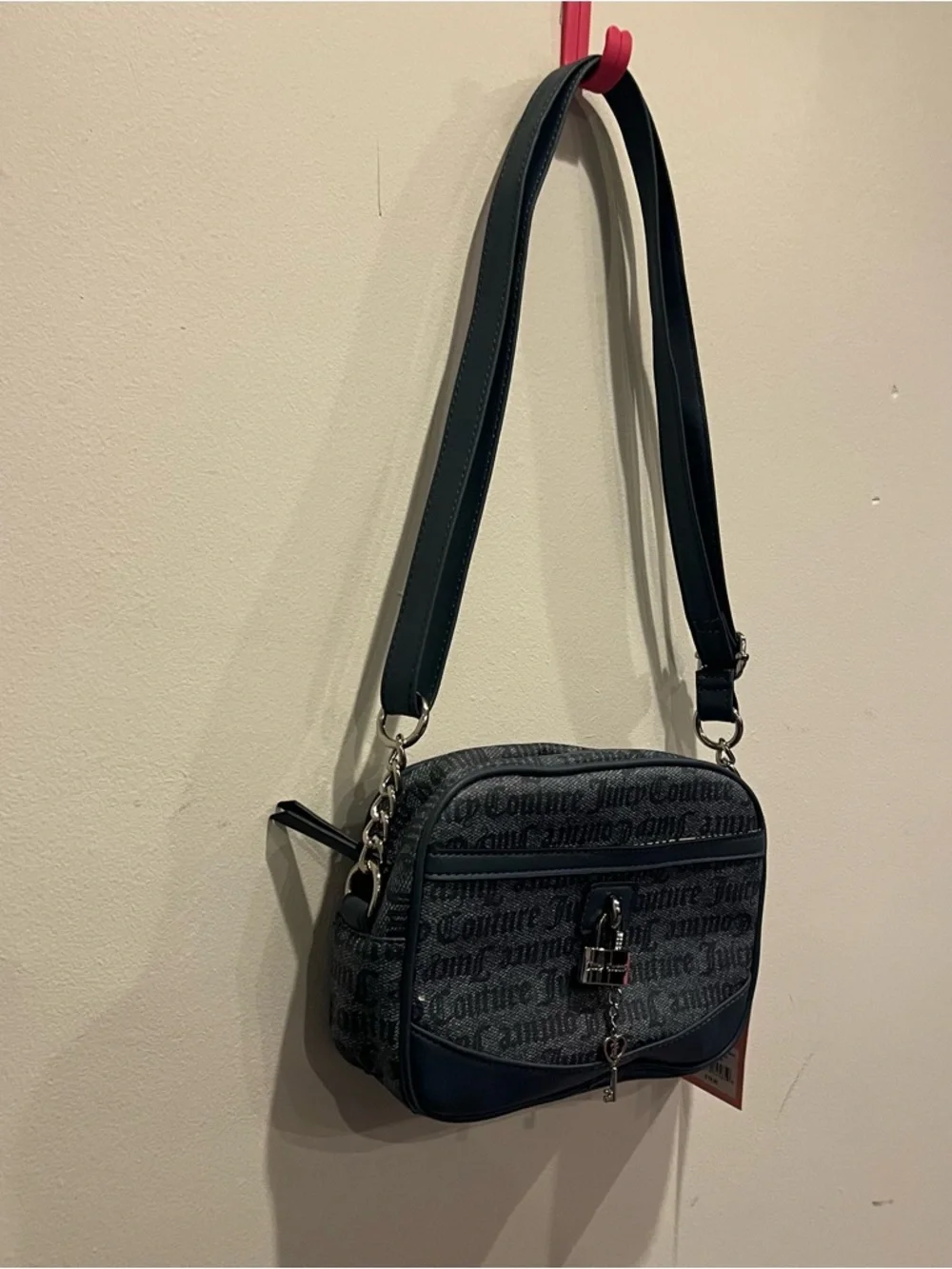 JC Purse - Picture 3 of 9